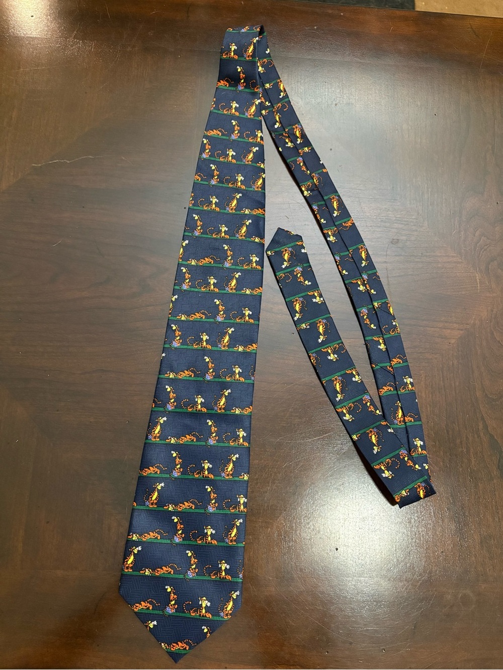 Tigger Pooh Navy Tie 100% Polyester Perfect Condition Bounce Tail